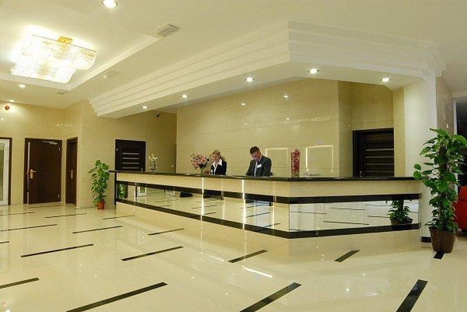 Ambasador Centrum Лодз Екстериор снимка